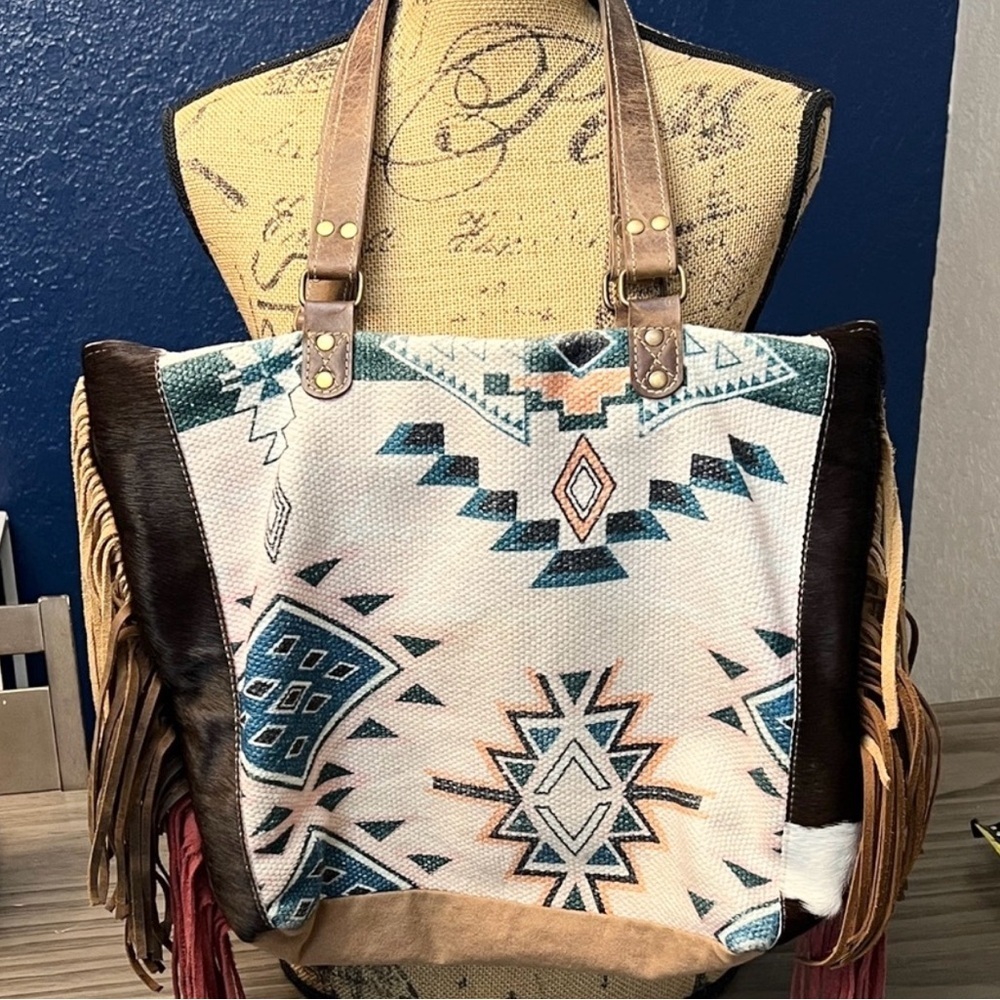 BOHEMIAN HOPOFLY CANVAS FUR LEATHER FRINGE LARGE TOTE BAG